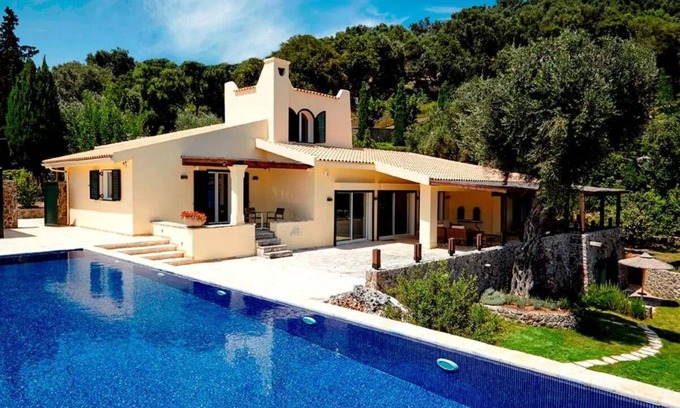 Limni Villa | Villa Naldera: Secluded Getaway with Private Pool & Sea Views