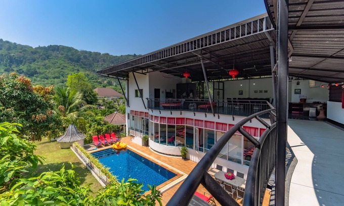 Chalong Villa | Elegant Villa Nap Dau with Private Pool & Family Amenities