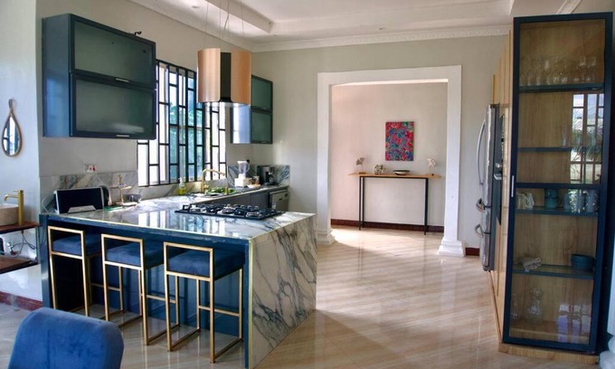 Dar es Salaam Villa | Family-Friendly Villa Nducha: Pet-Friendly with Breakfast