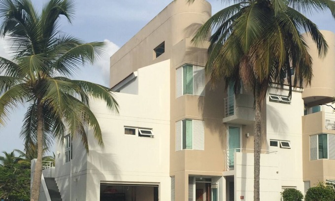 Dorado del Mar Villa | Beachfront Villa with Pool and Spa in Dorado, Puerto Rico
