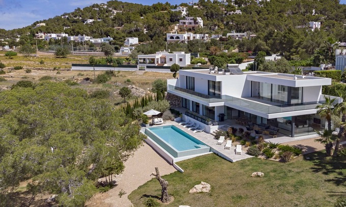 Sant Antoni de Portmany Villa | Villa near Cala Salada, sleeps 10