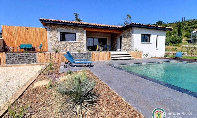 Ruoms House | Relax at Villa Neuve: Ocean View & Private Pool Oasis