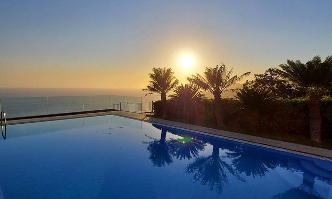 Sao Goncalo Villa | Oceanfront Villa Neves with Pool & Spa - Rated 10/10