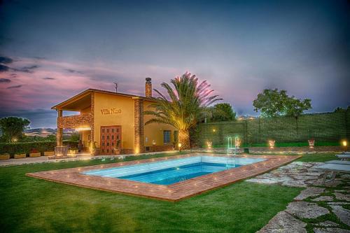 Petacciato Villa | Villa Nino: 4-Star Perfection with Pool & Hot Tub