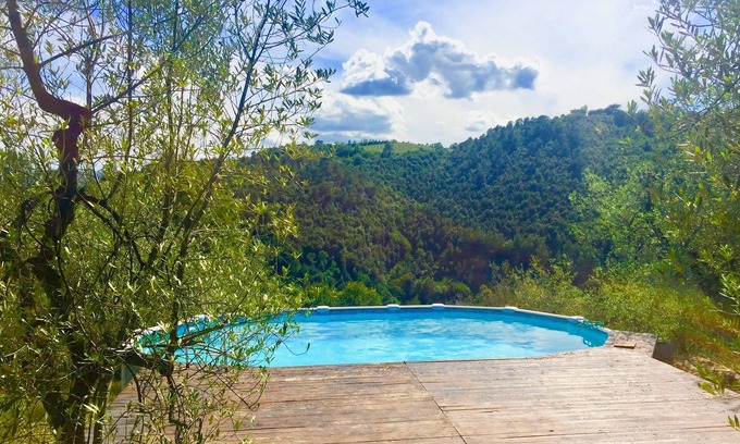 Montefranco Bed & Breakfast | Villa Nocri: Family-Friendly Retreat with Pool and Spa