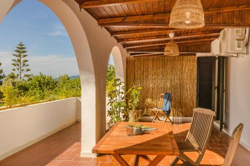 Antipata Apartment | Pet-Friendly Retreat at Villa Noi: Rated 9/10 for Comfort