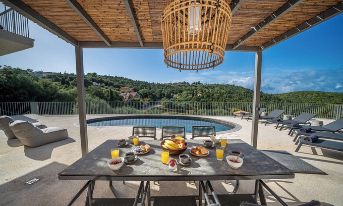 Fiskardo House | Villa Nónna, 18th century house renovated in 2023