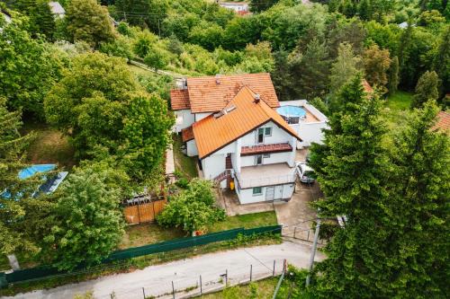 Sarajevo Canton Apartment | Villa Nora Natur
