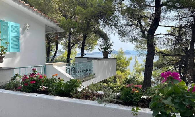 Kanapitsa Villa | villa Nova 1, 3 bedroomed villa in Kanapitsa