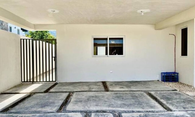 Jarabacoa Villa | Villa Nuri - Ideal Retreat for Families with Hot Tub