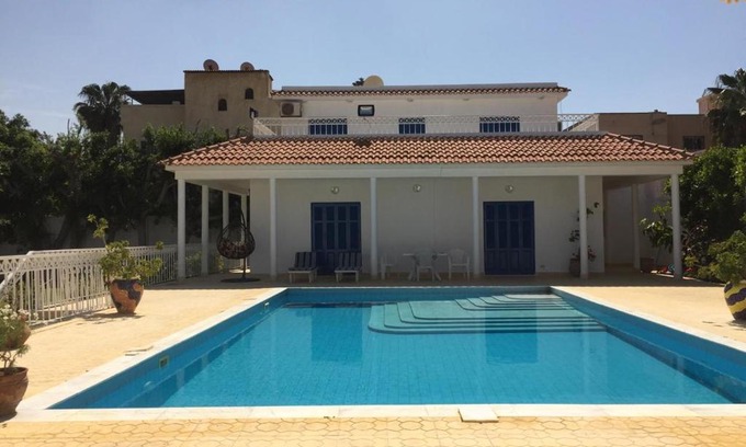 Iking Maryut Villa | Villa Oasis: Family-Friendly Getaway with Private Pool