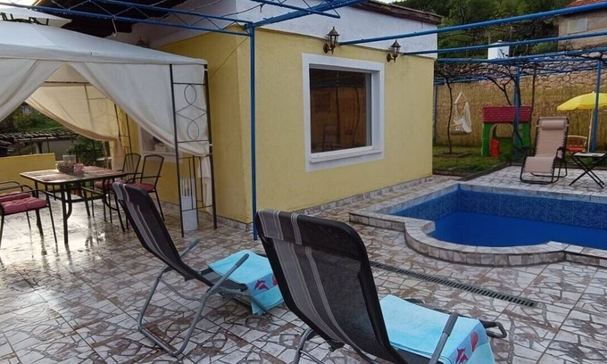 Velika Cista Villa | Discover Villa Oasis: Private Pool Retreat Awaits You