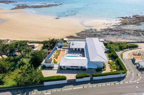 Bretignolles-sur-Mer Villa | Beautiful Villa with Ocean View in Brétignolles sur Mer