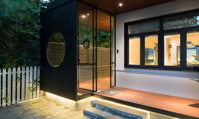 Downtown Shanghai Villa | Enchanting Villa of Midsummer Night - Family and Pet Friendly