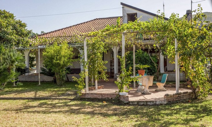 Ascea House | Villa Oidor: Relaxing Retreat 5 km from the Beach