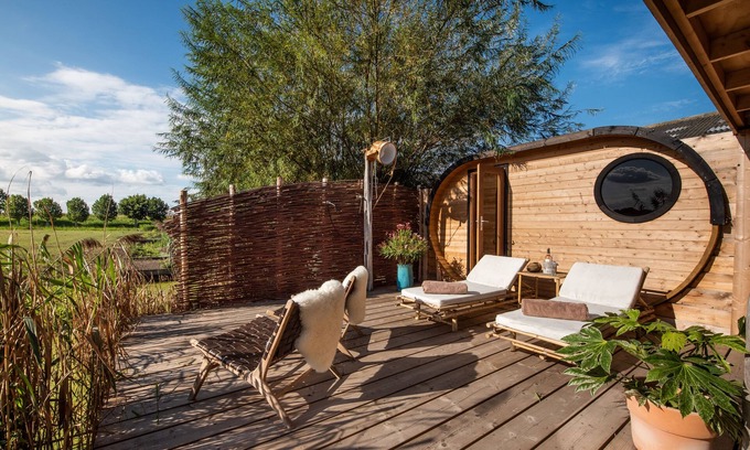 Abcoude Bed & Breakfast | Discover Villa Oldenhoff: 4-Star Family Friendly Retreat
