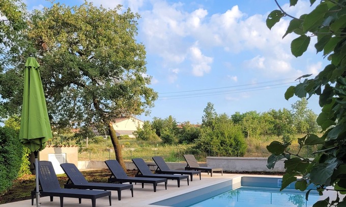 Kastelir-Labinci Villa | Villa Oleandar: Private Pool Retreat Near the Beach