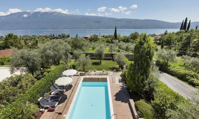 Roina Villa | Villa Oleandri: Lake View Retreat with Private Pool