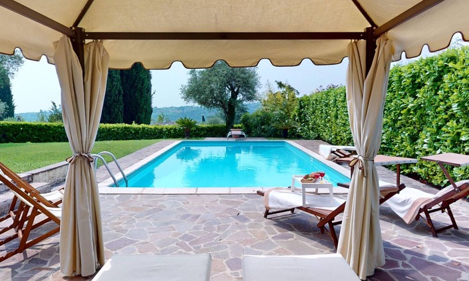 Salo Villa | Villa Oleandri con piscina By Bookinggardalake