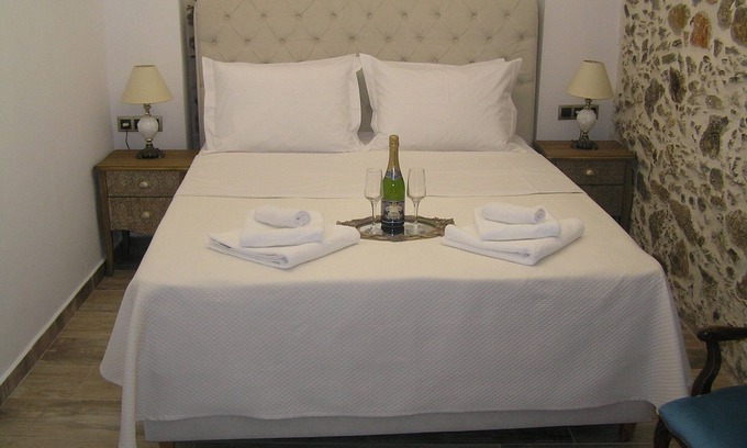 Agalianos Villa | Villa Olga: Gorgeous Ocean Views & Spa Retreat