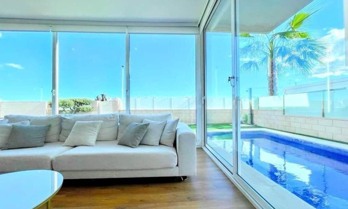 Puerto Marino Villa | Villa Olivo Gran Alacant: Your Family-Friendly Getaway