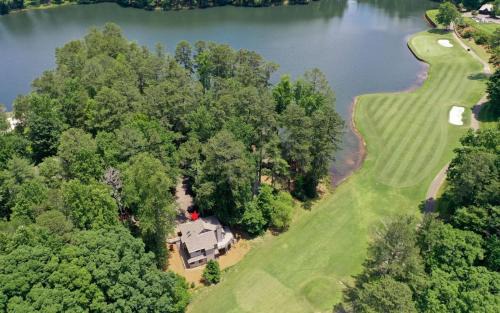 Big Canoe House | Villa on 9: Fireside Views, Golf Access & Exclusive Extras