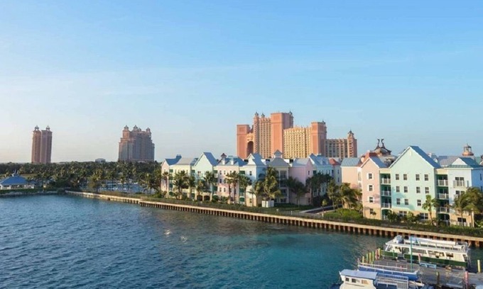 Paradise Island Villa | Villa on Paradise Island: Access to Atlantis Awaits You