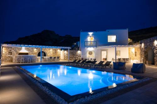 Agios Ioannis Villa | Elegant Villa Orion Mykonos with Breathtaking Views