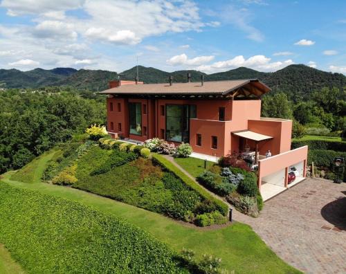Monfumo Villa | Relaxing Villa Ortensia with Pool in Treviso