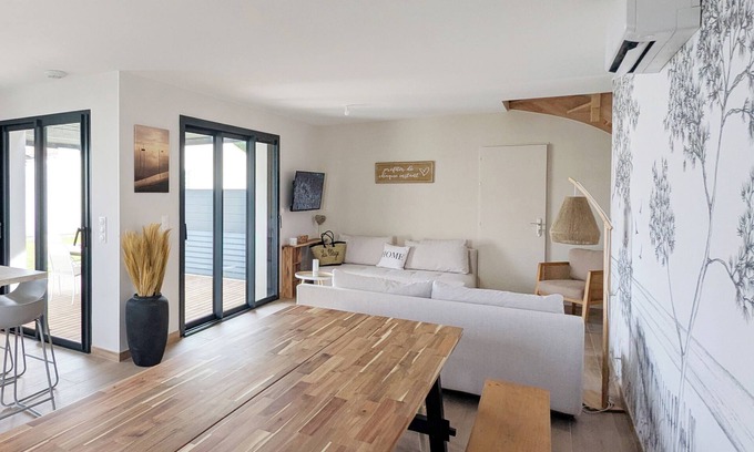 La Bree-les-Bains House | Villa ØSTRÉA - F6 Large house with all comforts + garden 200 m from beach & market
