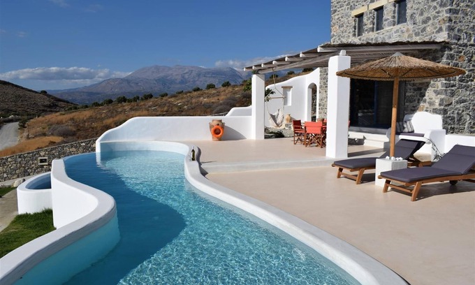 Kalamaki Villa | Villa Ostria Stelani Villas & Suites with Oceanfront Views