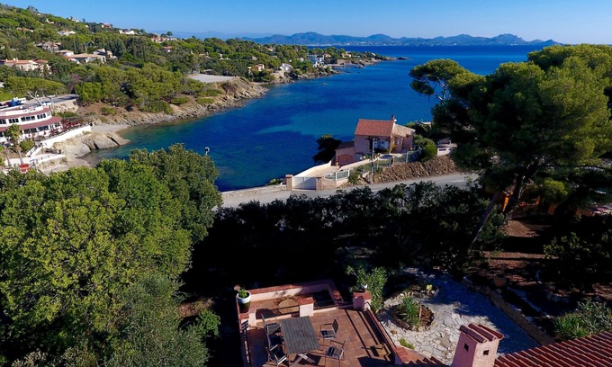 Les Issambres Villa | Villa Ottaviani: Breathtaking Ocean Views Steps from Beach