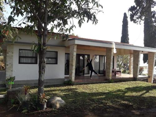 Sidomulyo Villa | Top-Rated Villa Otti in Batu: Family-Friendly Retreat