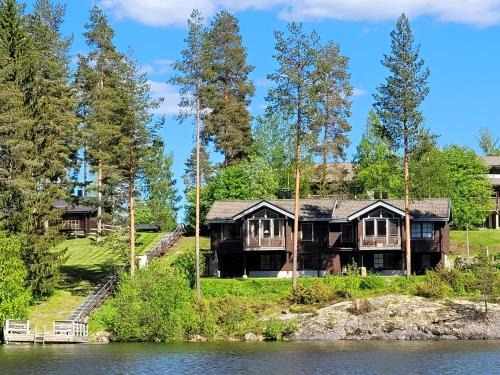 Tahkovuori Villa | Relax at Villa Ozero: Oceanfront Bliss with Private Beach