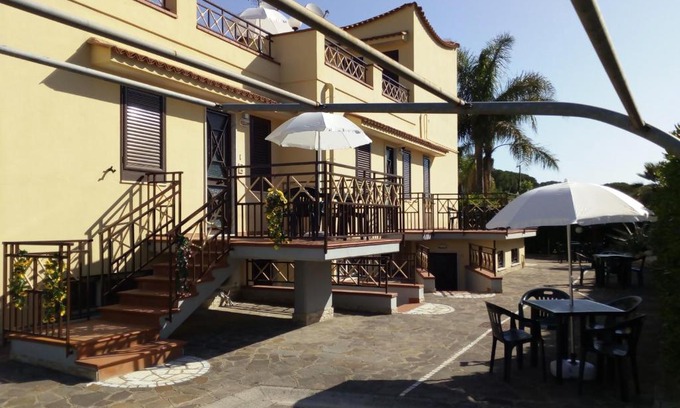 Laura Apartment | Villa Paeonia: Oceanfront Retreat with Family-Friendly Amenities