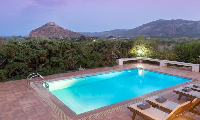 Palekastro Villa | Villa Palekastro - Two Bedroom Villa, Sleeps 4