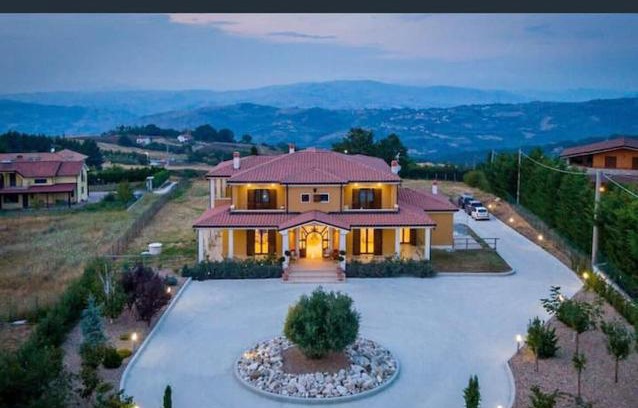 Oratino Bed & Breakfast | Premier Villa Panorama: Pet-Friendly Retreat with Pool Access