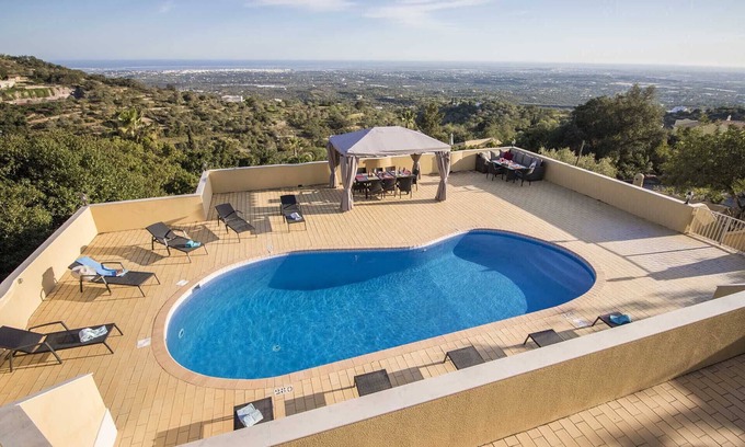 Estoi Villa | Villa Panoramica: 5 Bedrooms with Breathtaking Views