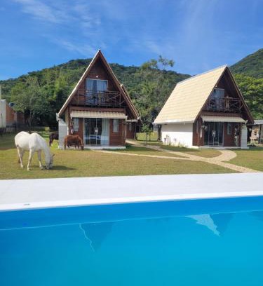 Praia da Armacao do Itapocoroi Hotel | Villa Park Chalés: Your Farm Getaway by Beto Carrero