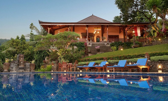 Kayu Putih House | Discover Villa Patria: Family-Friendly with Pool & Dining