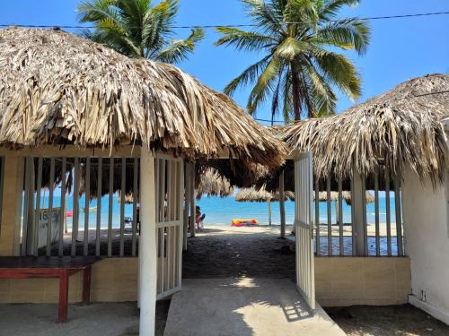 Covenas Apartment | Oceanfront Villa Patry: Guest Rated 9/10 & Pet Friendly
