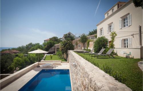 Pile House | Villa Paxos Palace Orti