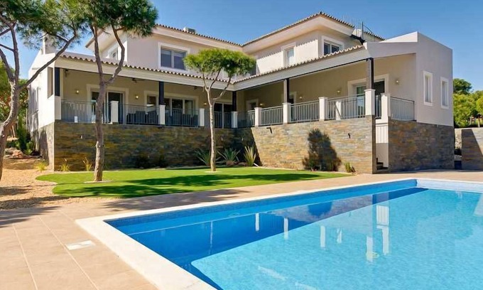 Castro Marim Villa | Experience Villa Pebble Beach - Oceanfront Bliss Awaits!