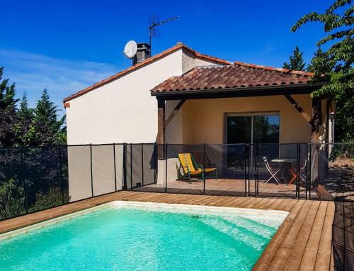 Villeneuve-sur-Lot House | Elegant Villa Pech de Durand: Pet-Friendly Oasis in Lot
