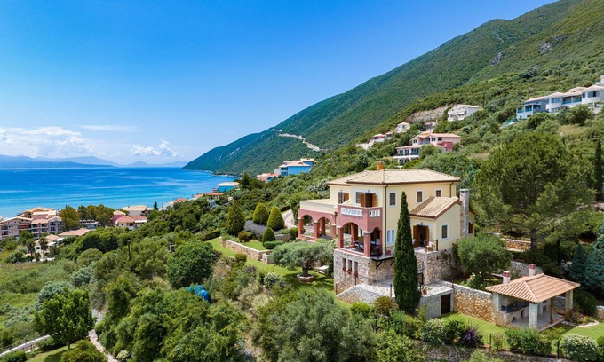 Pondi Villa | Discover Villa Pera: A Serene Retreat with Pool & Spa