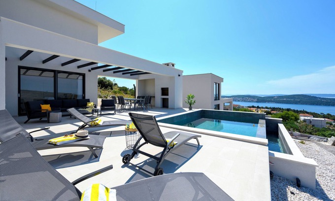 Seget Villa | Villa Petra: Your Idyllic Seaside Retreat