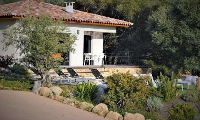 Sari-d'Orcino Villa | Villa PETRU: Poolside Retreat with Breathtaking Ocean Views