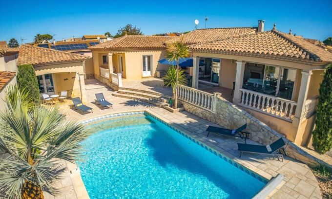 Pinet Villa | Villa Picpoul by Villa Plus