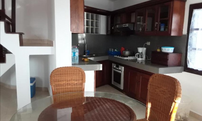 Antalaha Villa | Discover Villa Pied Dans L'Eau: Pet-Friendly Retreat