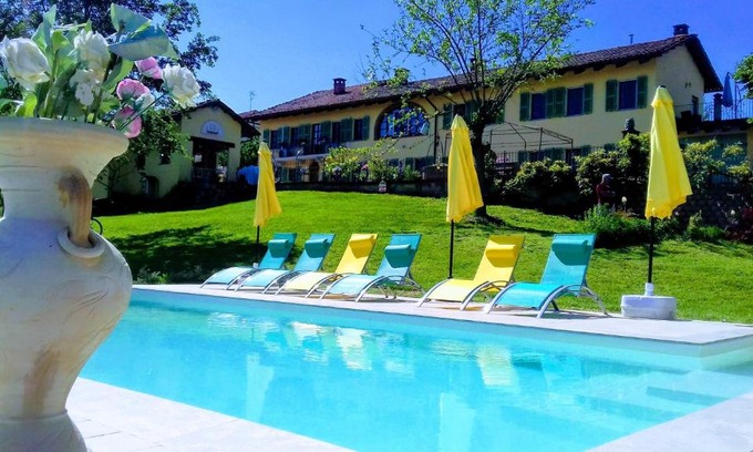 Tigliole Villa | Villa "Piemonte": Oceanfront Retreat with Spa & Pool Access